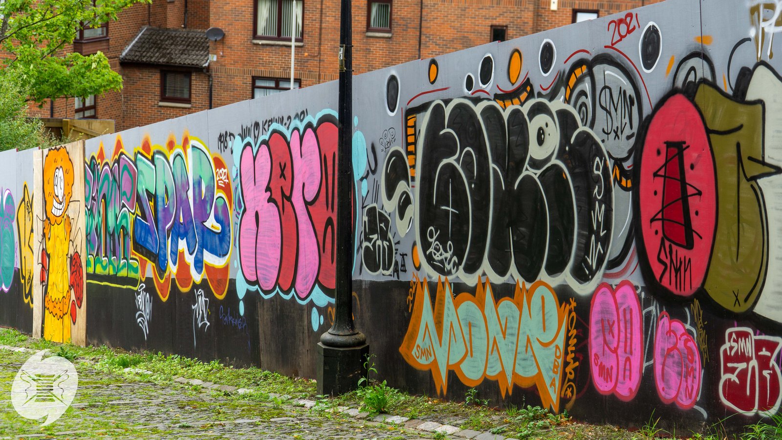 Paisley mural No. 39: "Oakshaw Brae" on Oakshaw Brae, Paisley town centre